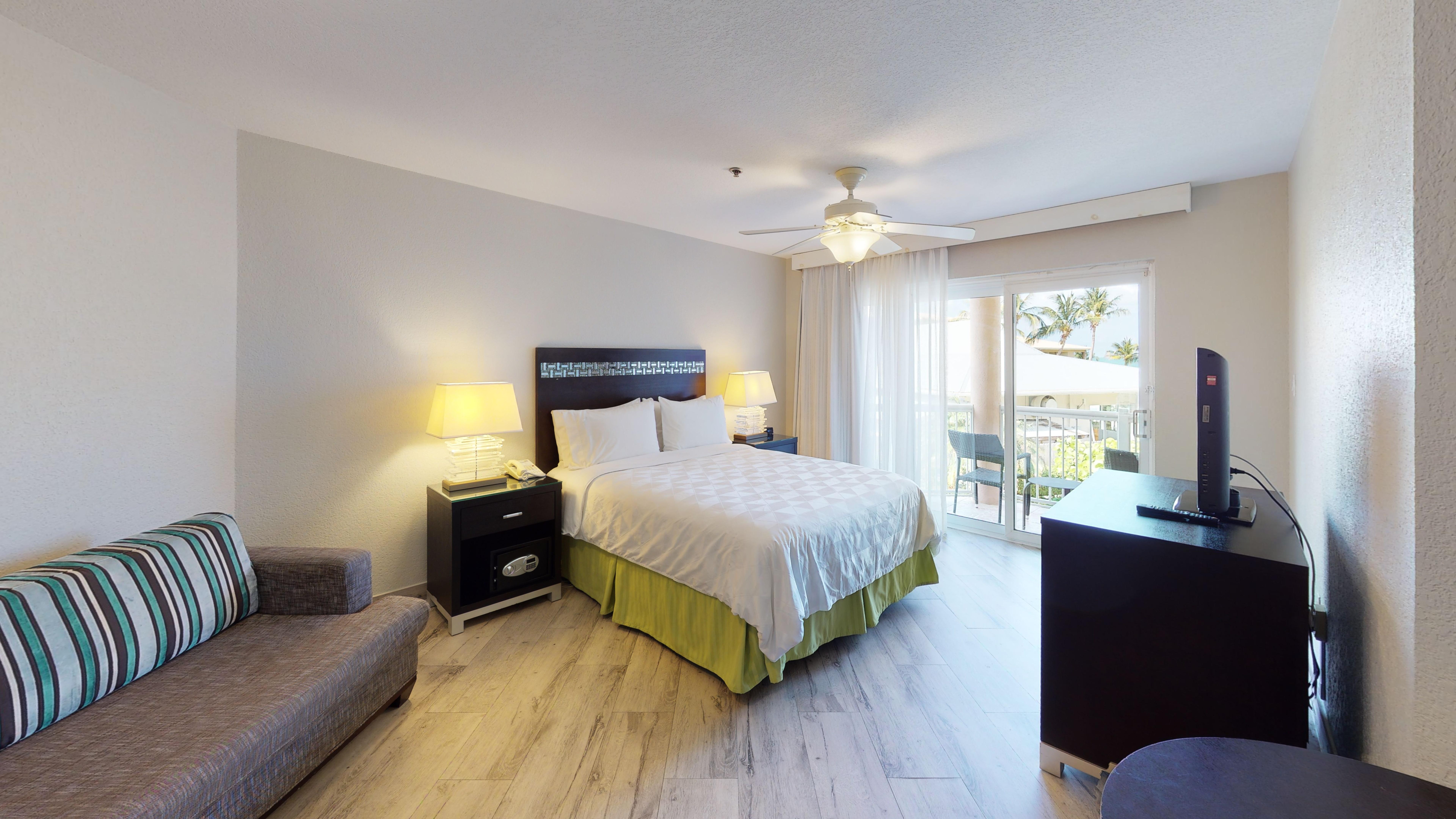 The Grand Caymanian Resort George Town Bagian luar foto