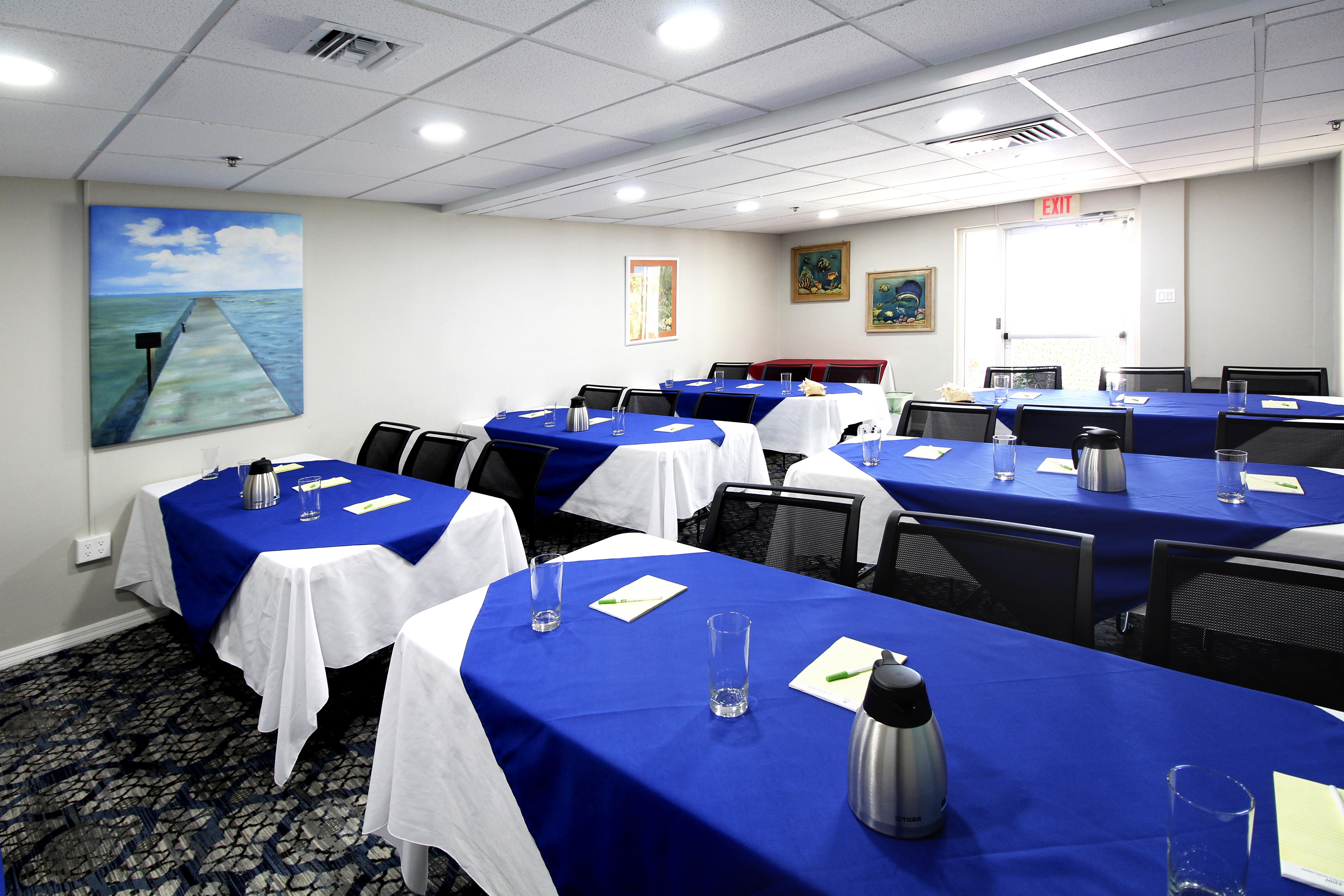 The Grand Caymanian Resort George Town Bagian luar foto