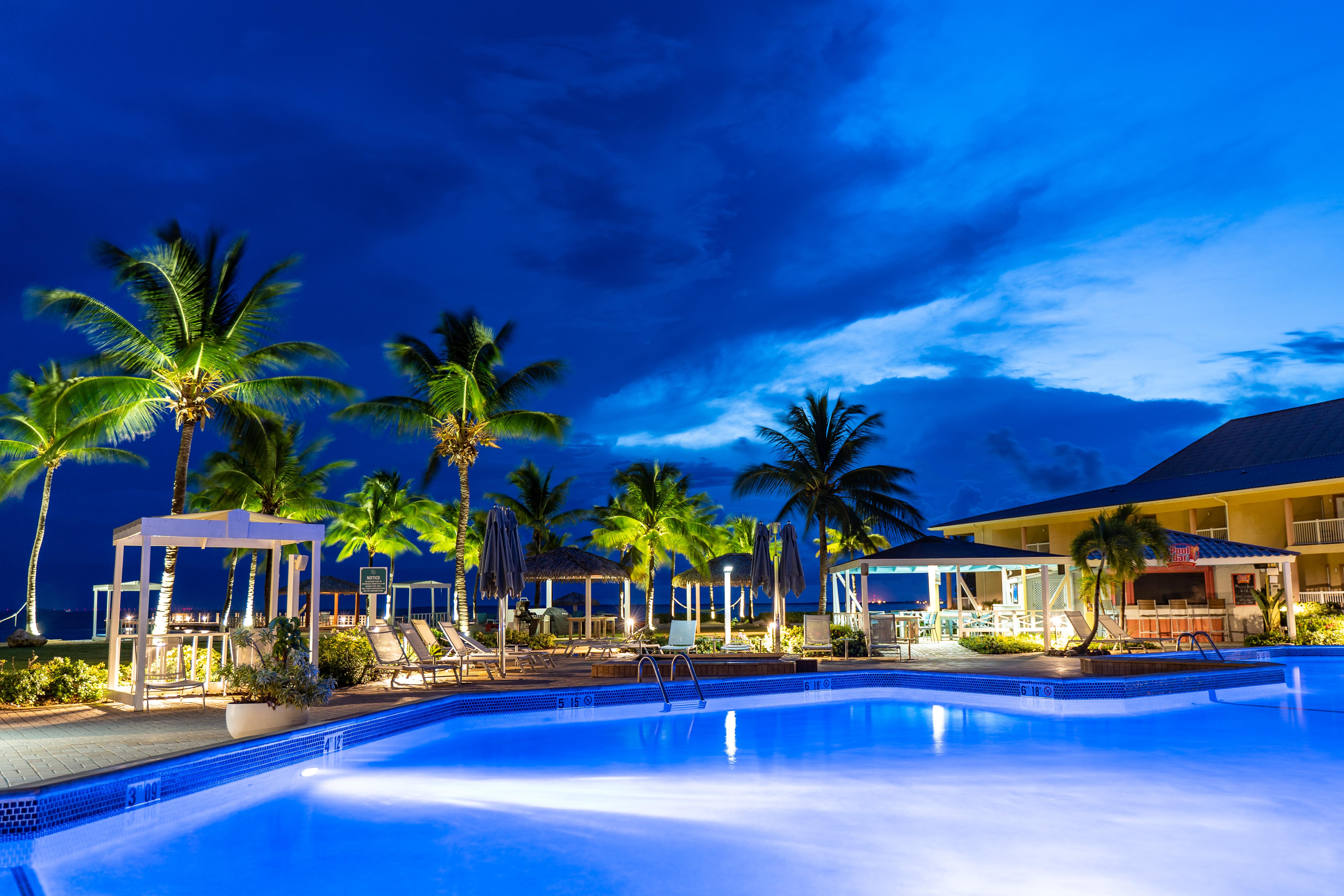 The Grand Caymanian Resort George Town Bagian luar foto