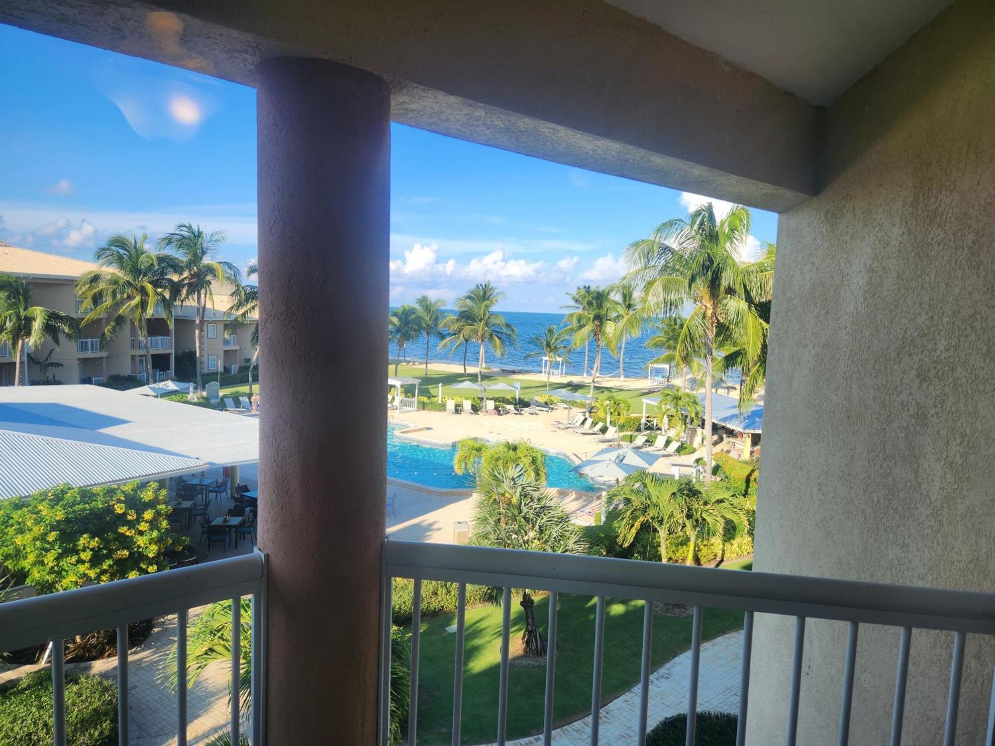 The Grand Caymanian Resort George Town Bagian luar foto
