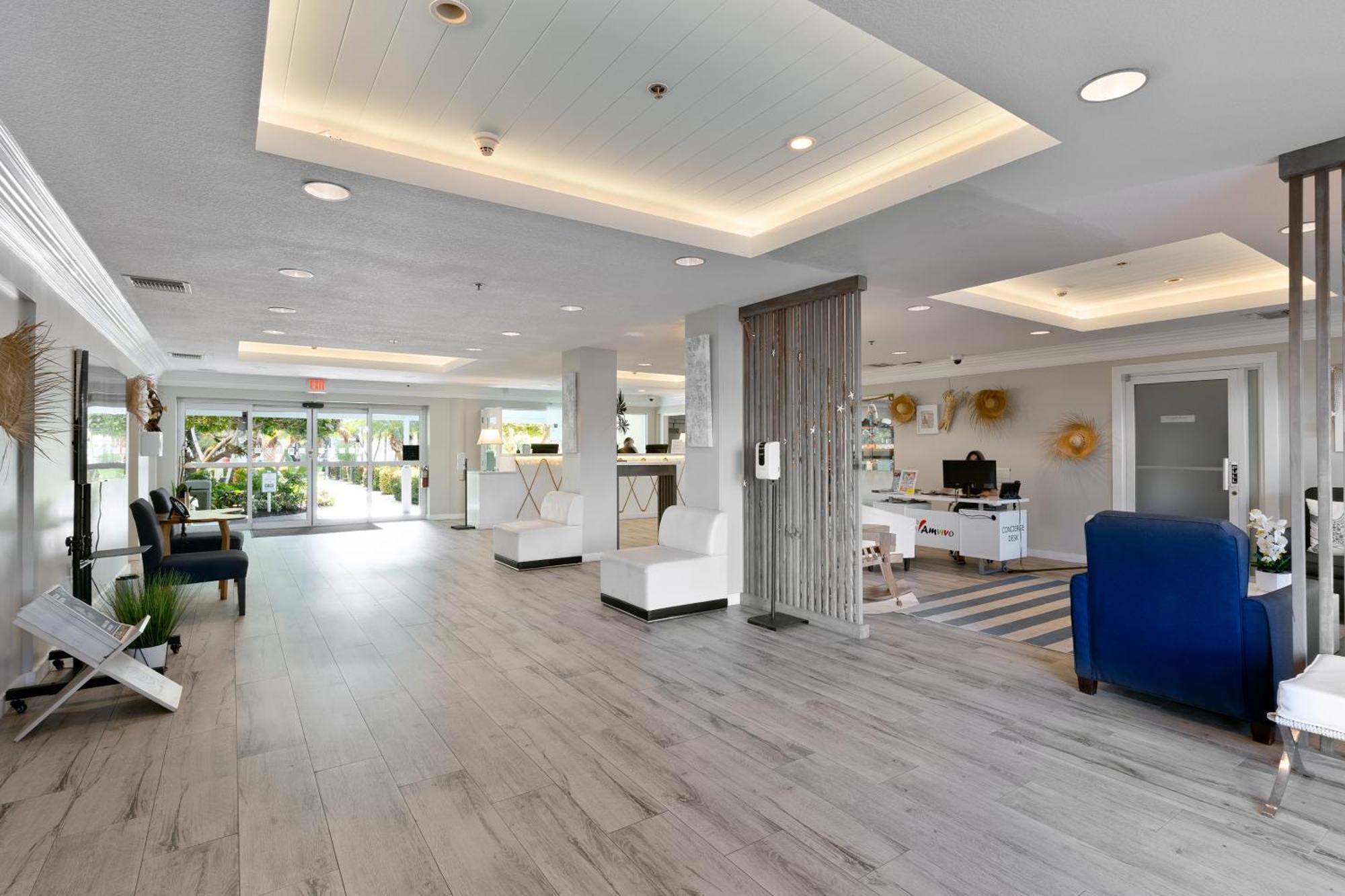 The Grand Caymanian Resort George Town Bagian luar foto