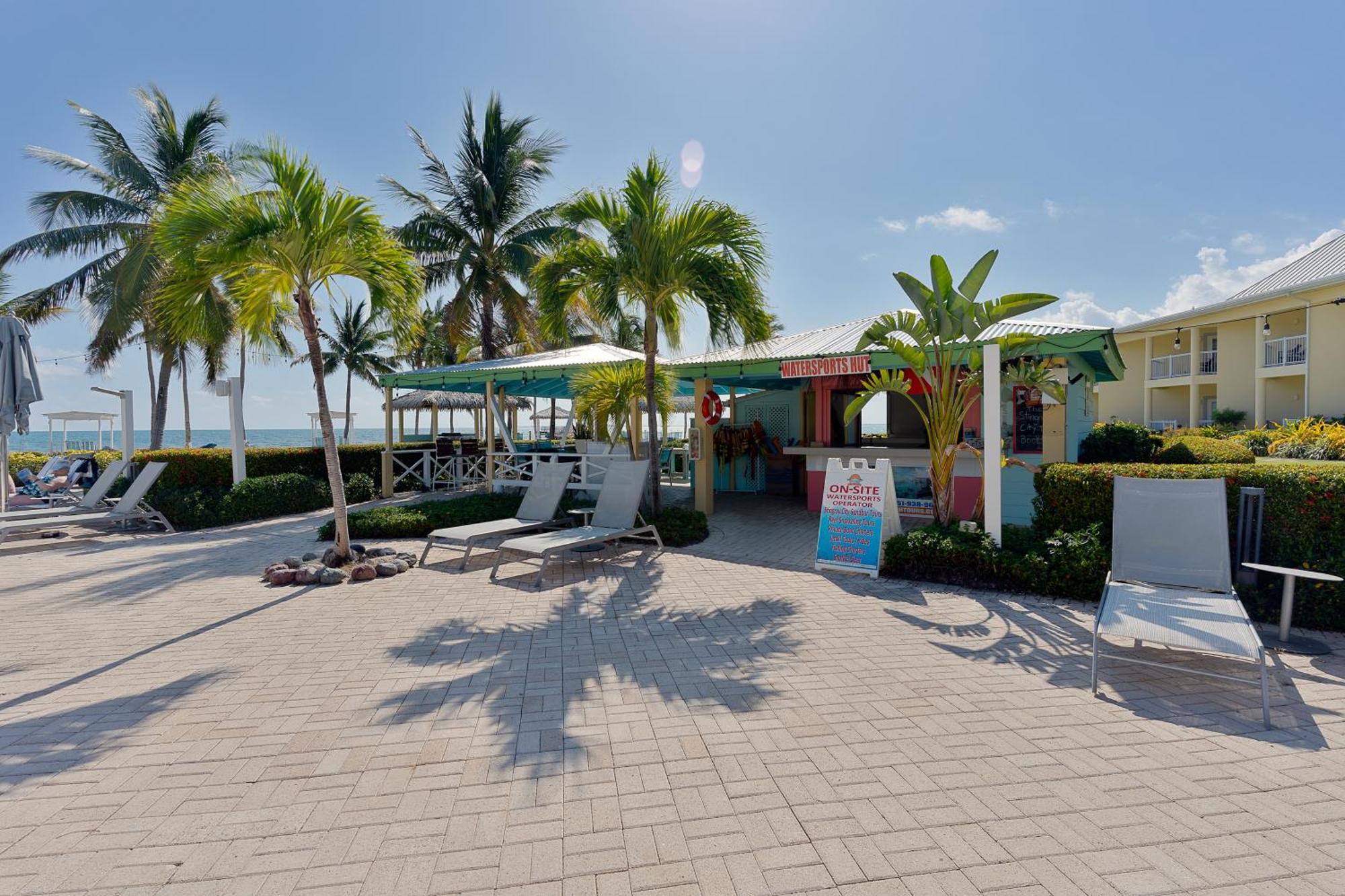 The Grand Caymanian Resort George Town Bagian luar foto